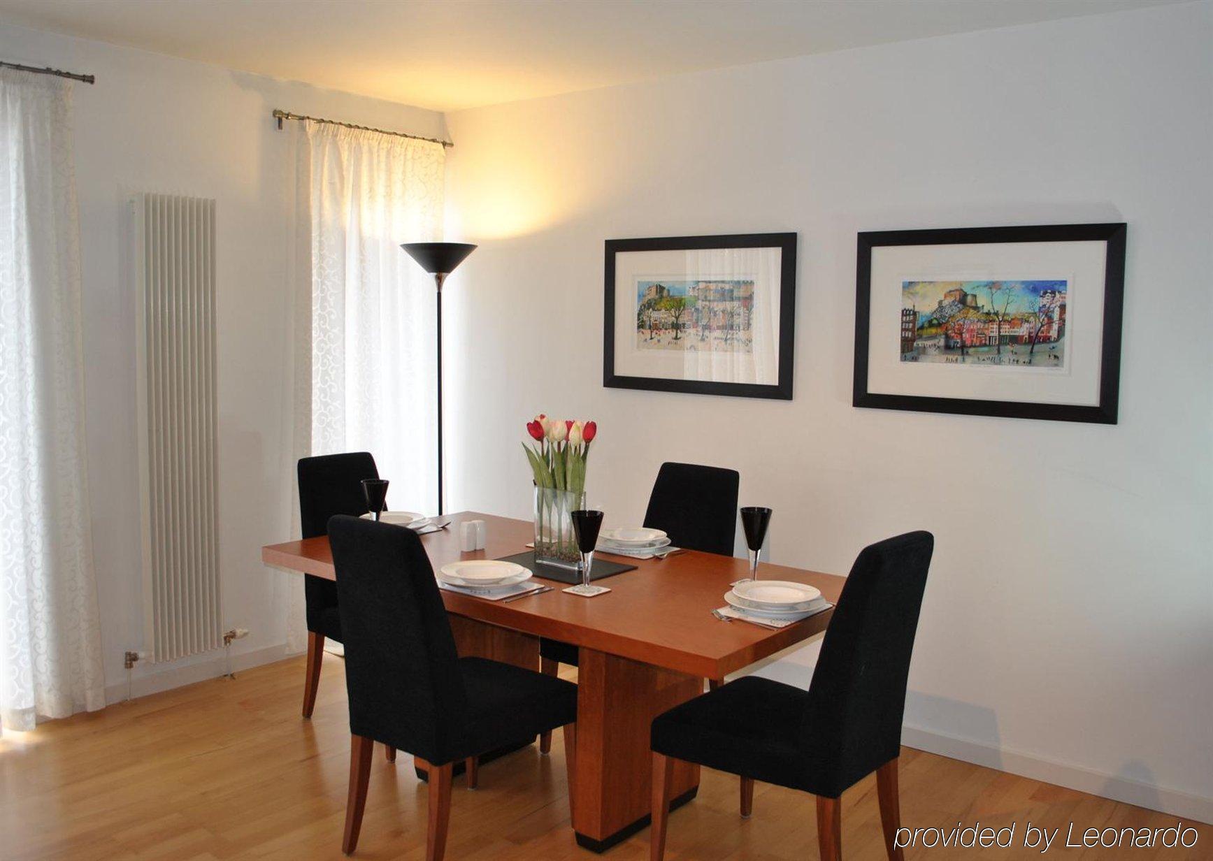 Dreamhouse Apartments Edinburgh Holyrood Park Exterior photo